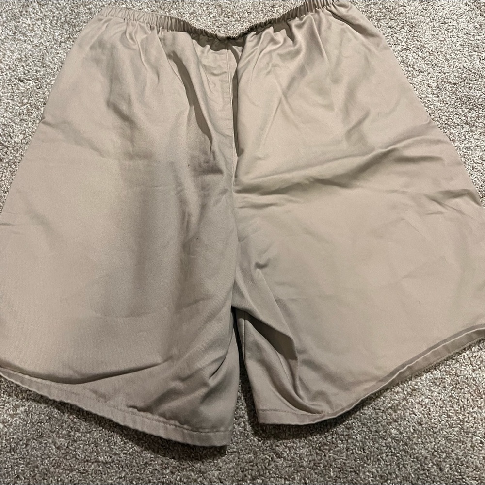 khaki shorts